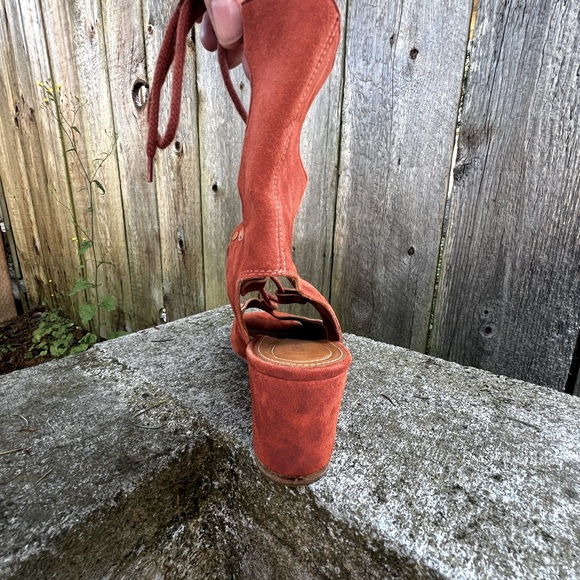 Chloé Foster Cinnamon Suede Gladiator Wedge Sandal 37 - Picture 12 of 13